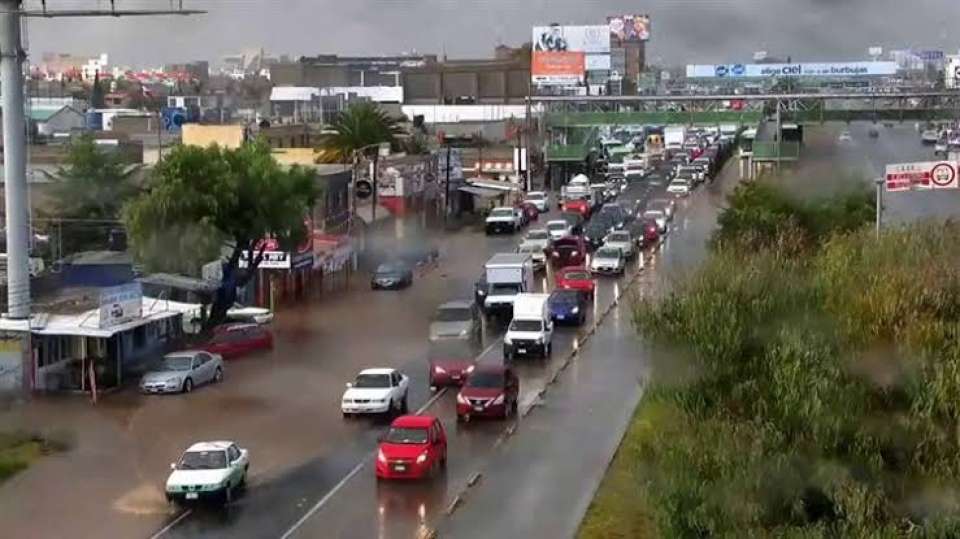Advierten por posibles anegamientos en zonas residenciales de Pachuca