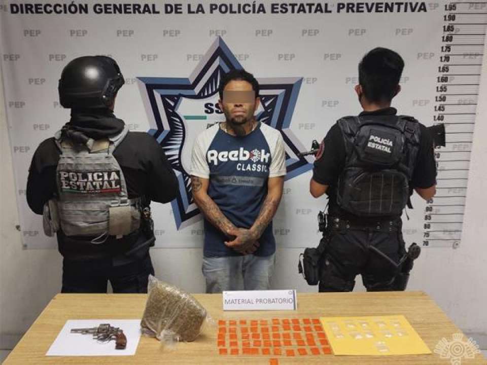 Detiene la Policía Estatal a presunto narcomenudista de la banda de “La Dulce”.