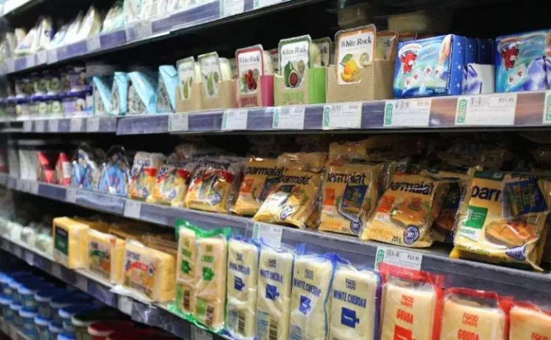 Prohíben venta de queso y yogurt de manera inmediata en México