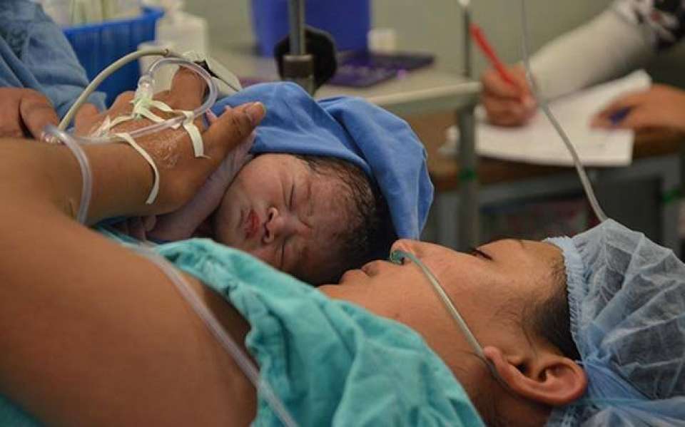 #Viral | Aprueban licencia de paternidad de dos meses en Baja California