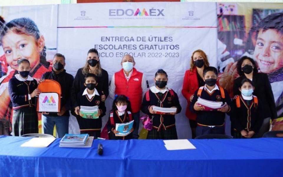 Programa de sanitización en planteles educativos en Zinacantepec