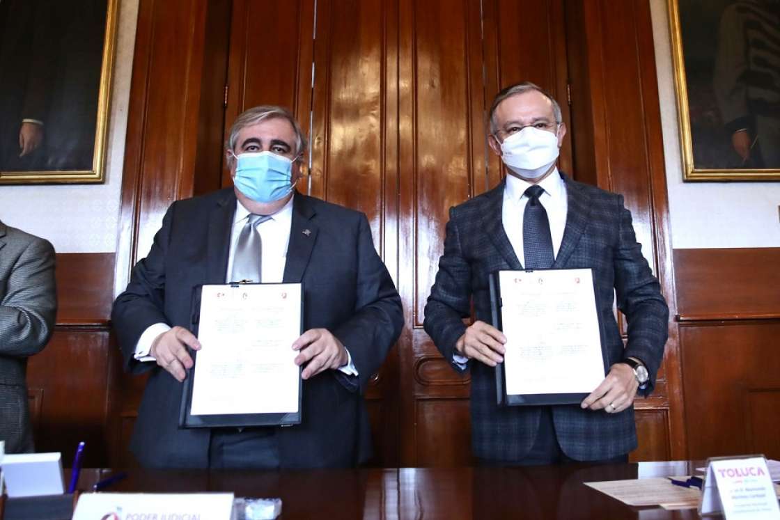 Toluca, firma convenio entre alcalde y presidente del Poder Judicial