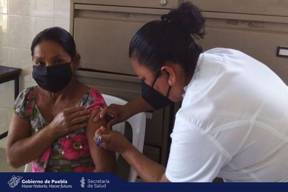 Más de un millón 107 mil personas tienen esquema completo de vacunación contra el Covid-19 en Puebla
