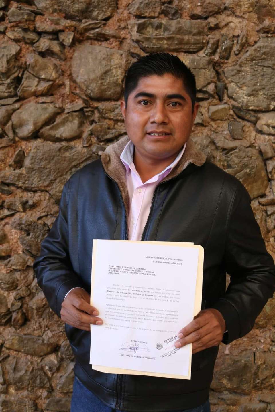Renuncia Roque Morales a la Dirección de Educación, Cultura y Deporte
