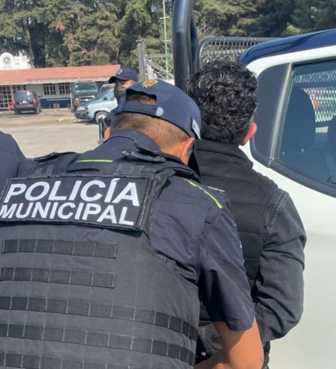 Policía de Metepec detiene a involucrados por riña en Televisión Mexiquense