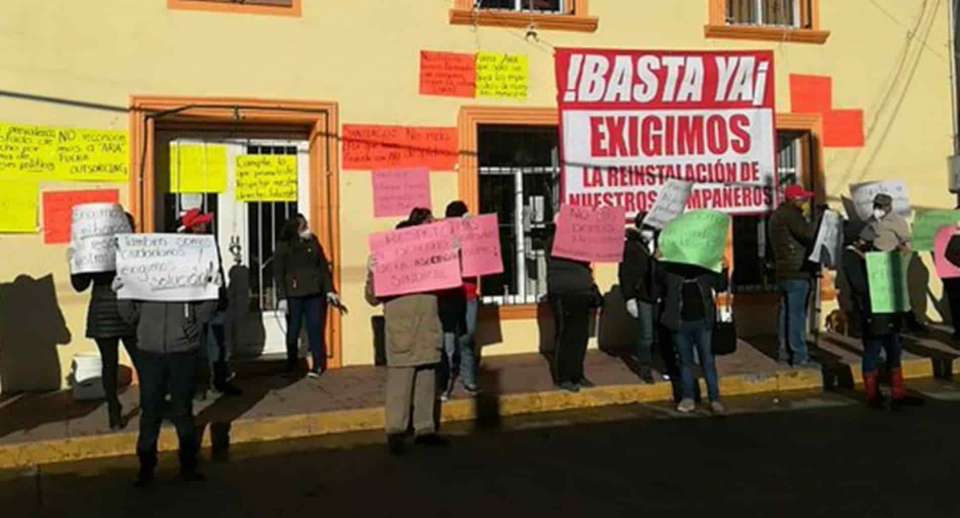 La protesta, a la entrada de la presidencia municipal.