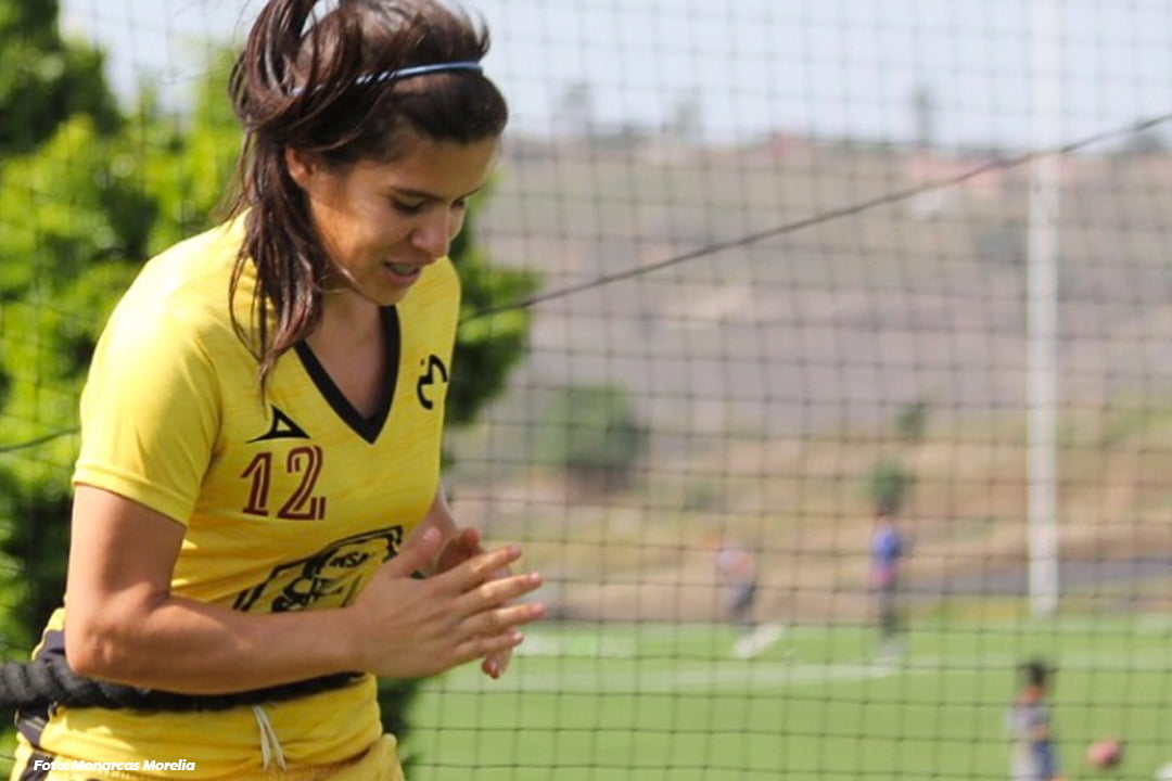 monarcas femenil barriga