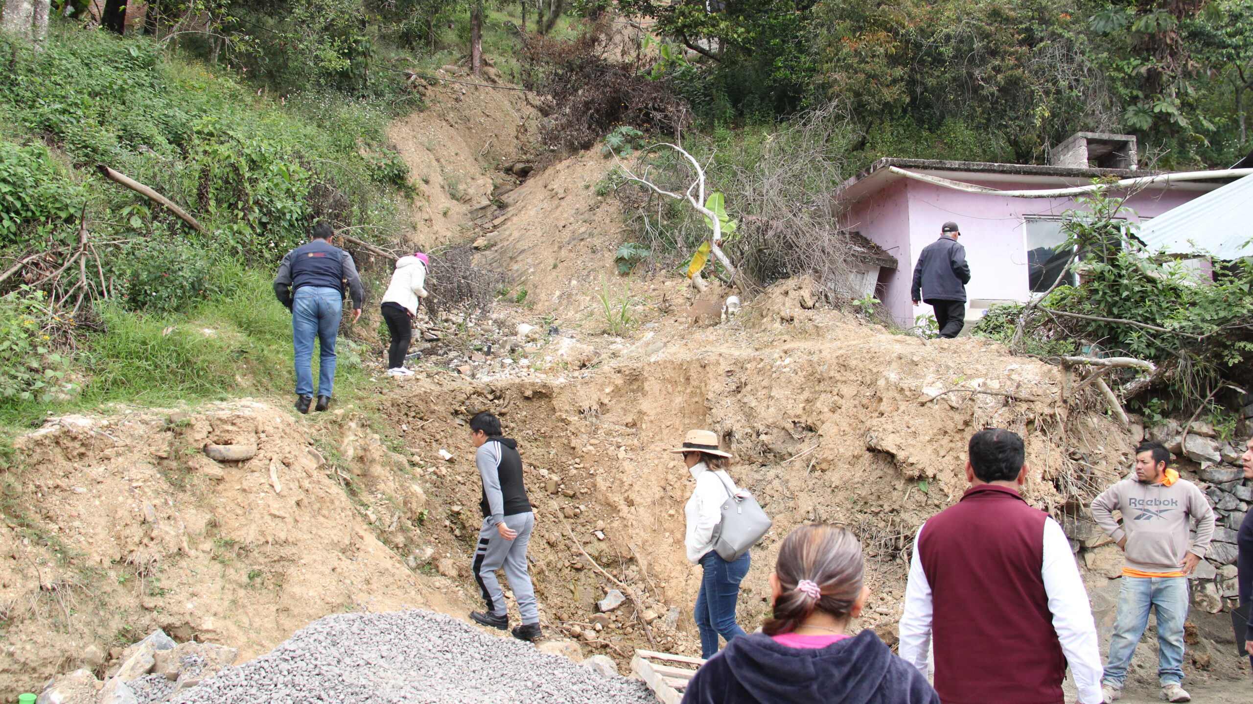 Prevén construcción de 2 mil 800 viviendas para reubicar a afectados por vaguada