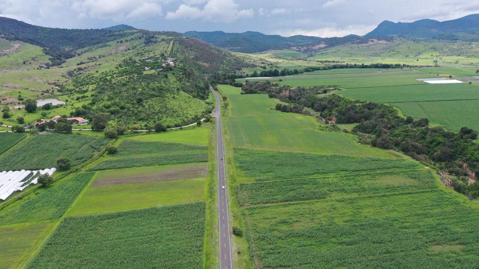 Sin deuda, más obras; Michoacán invierte en infraestructura sin hipotecar el futuro: Rogelio Zarazúa