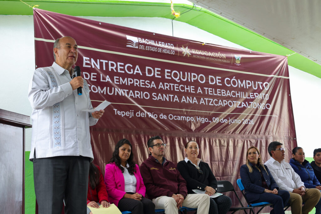 Natividad Castrejón realiza gira de trabajo por escuelas de 
