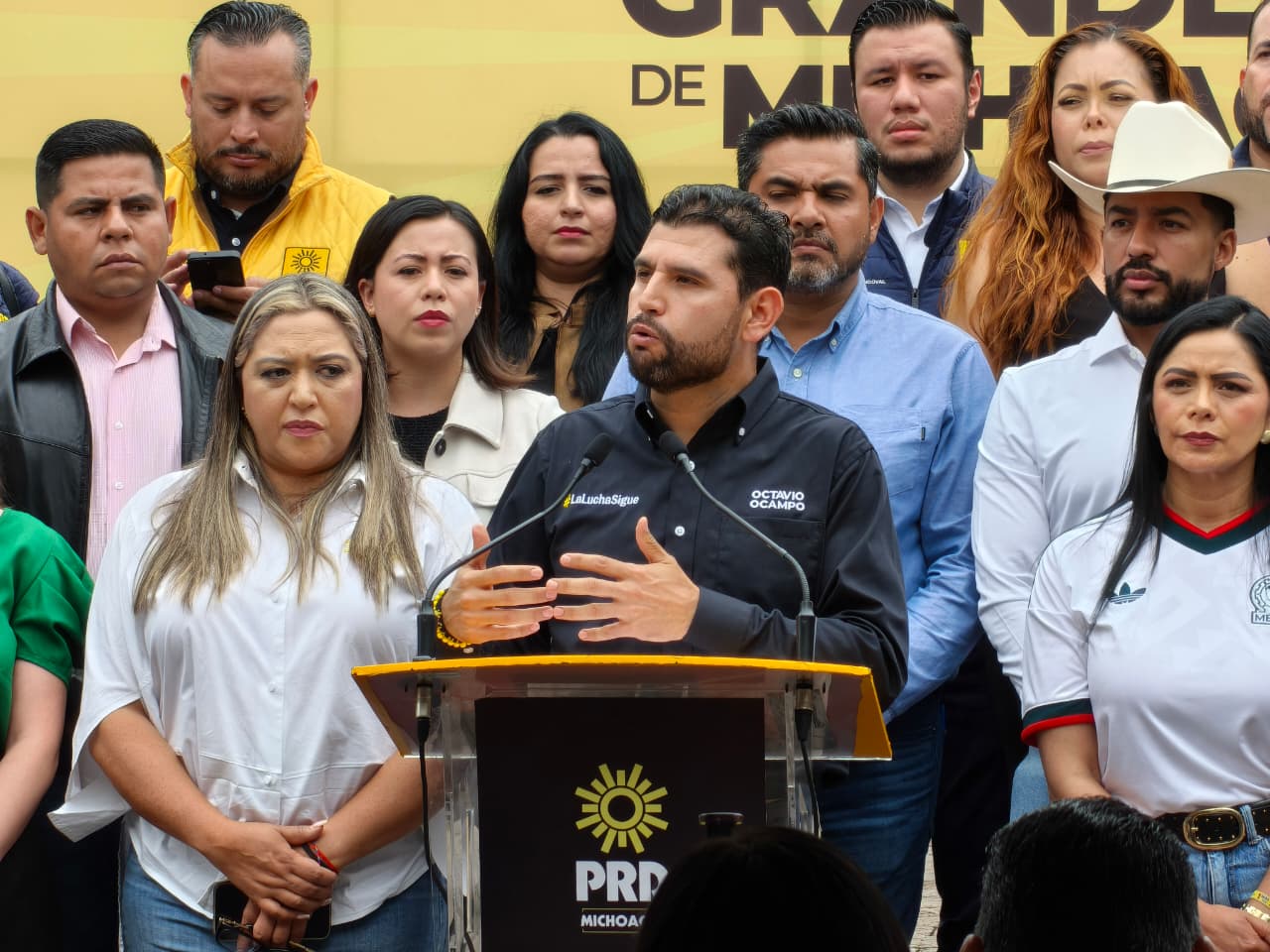 Tomará licencia Octavio Ocampo para atender trabaj