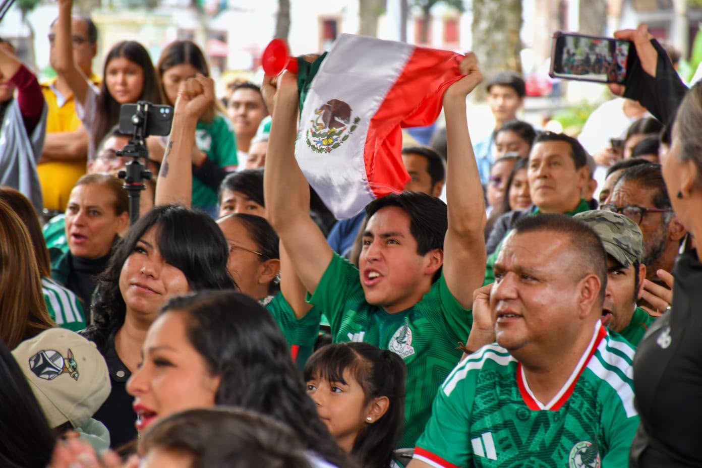 La fiesta mundialista arrancó en Pátzcuaro con el 